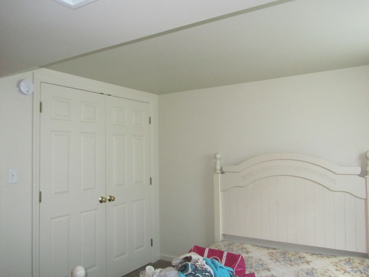 706 Hoover Rd - Photo 3 of 5