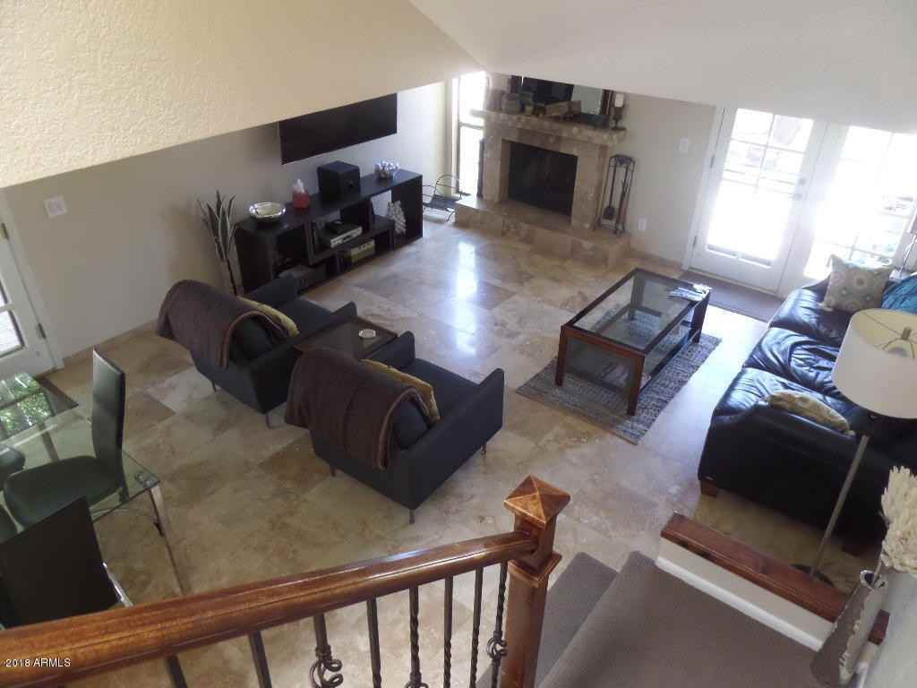 3049 E Rose Ln - Photo 2 of 33