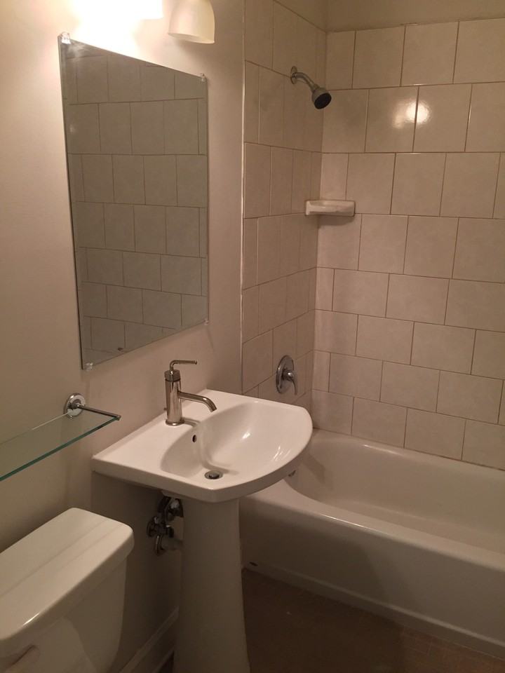 422 Shrewsbury Street - Photo 3 of 4