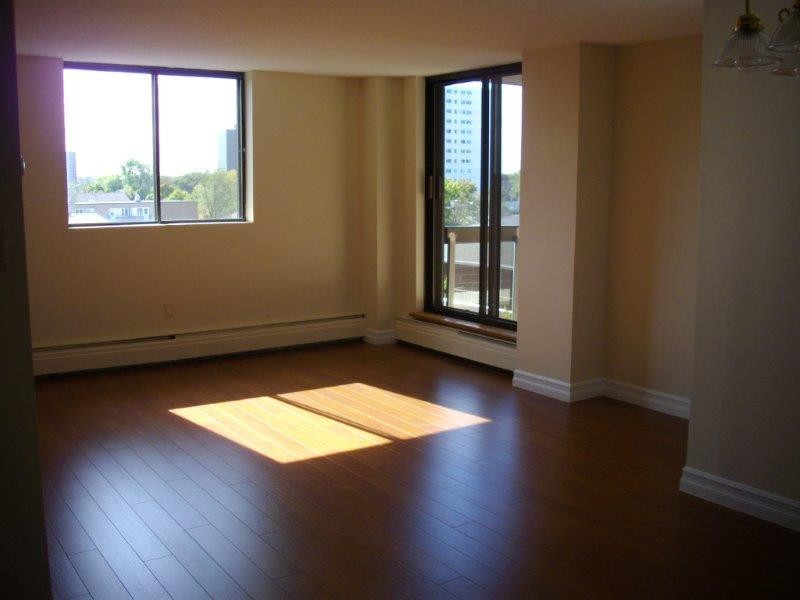 South Tower - Photo 3 of 9