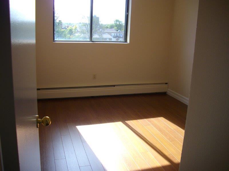 South Tower - Photo 4 of 9