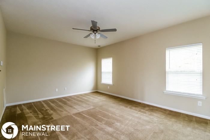 101 S 8th St #501 - Photo 2 of 15