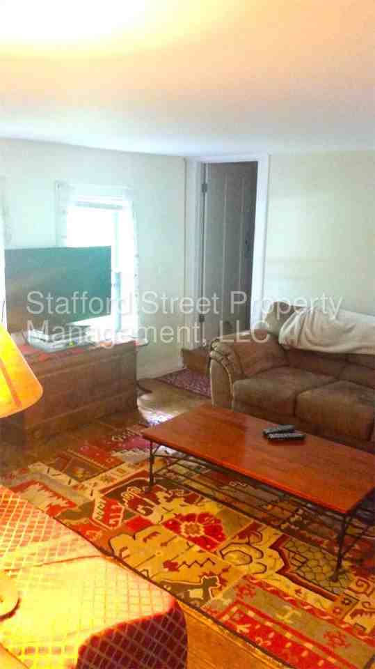 1872 Blossom Rd - Photo 3 of 10