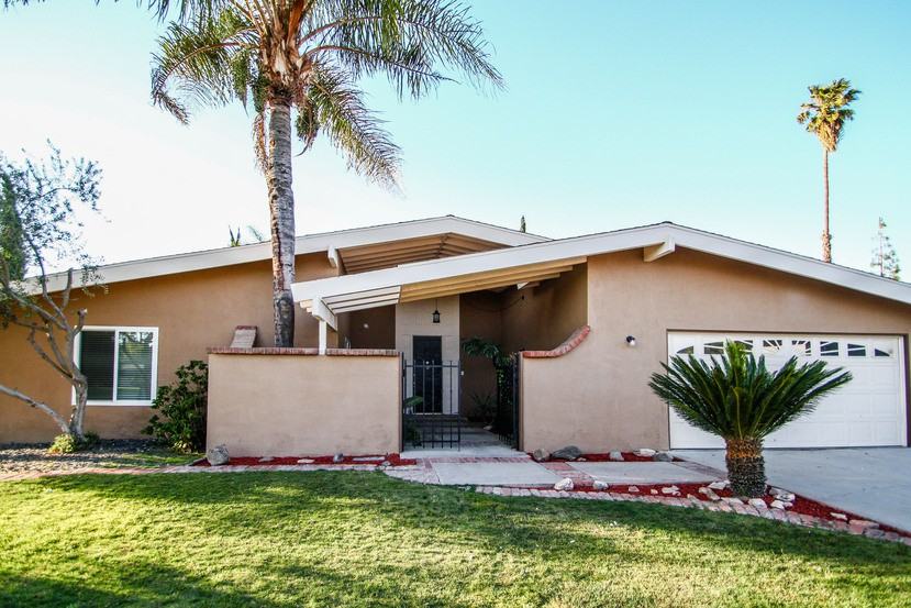 4616 El Monte Way - Photo 3 of 22