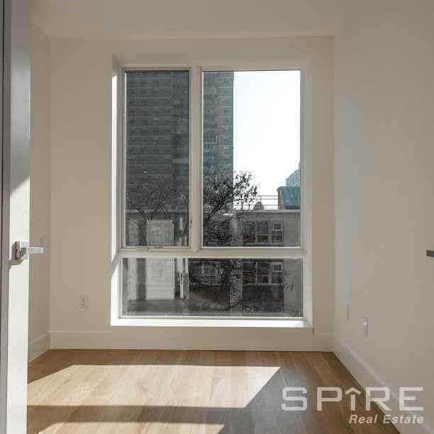 87 Montrose Ave #4534