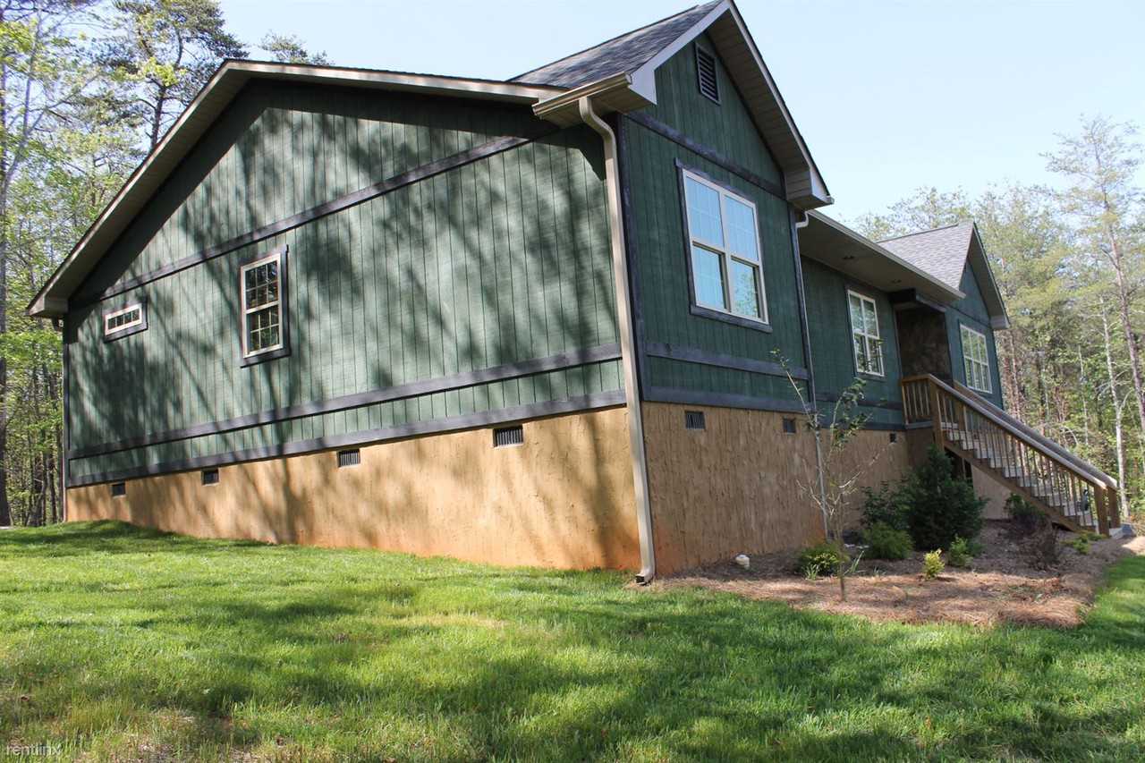 581 Dublin Ln - Photo 3 of 21