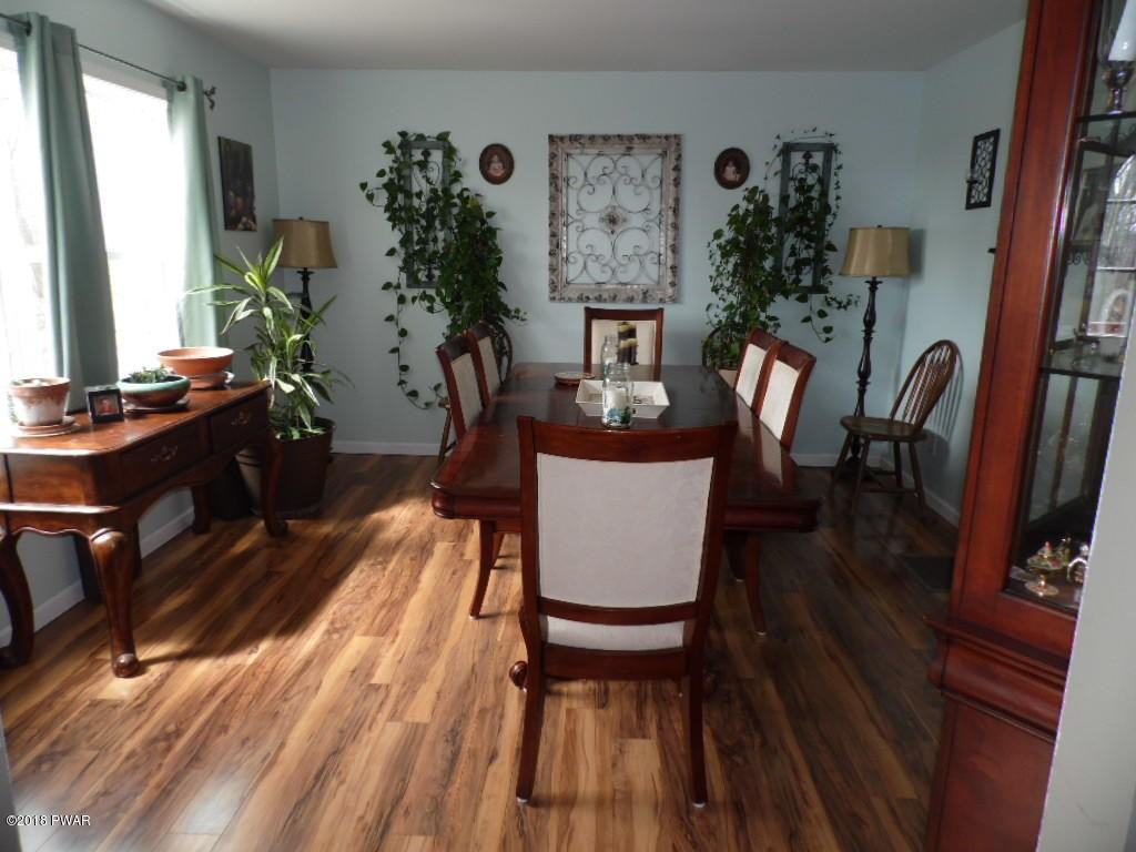 133 Crocus Ln - Photo 3 of 37