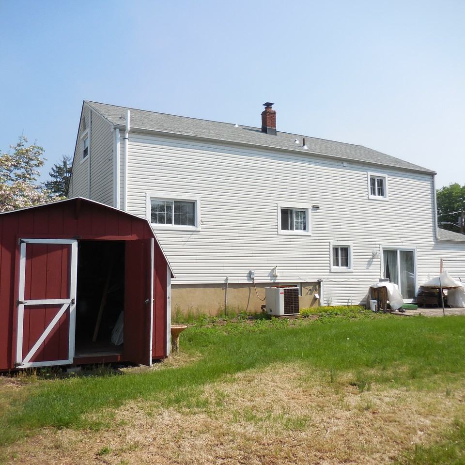 113 Benart Pl - Photo 2 of 16