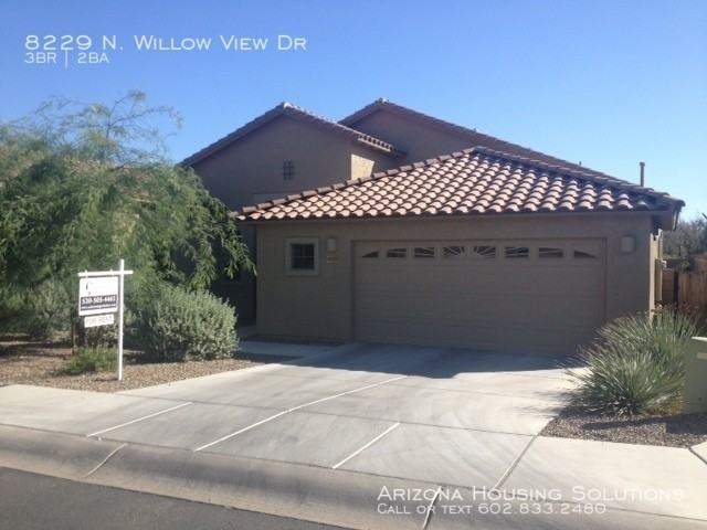 8229 N Willow View Dr - Photo 2 of 15