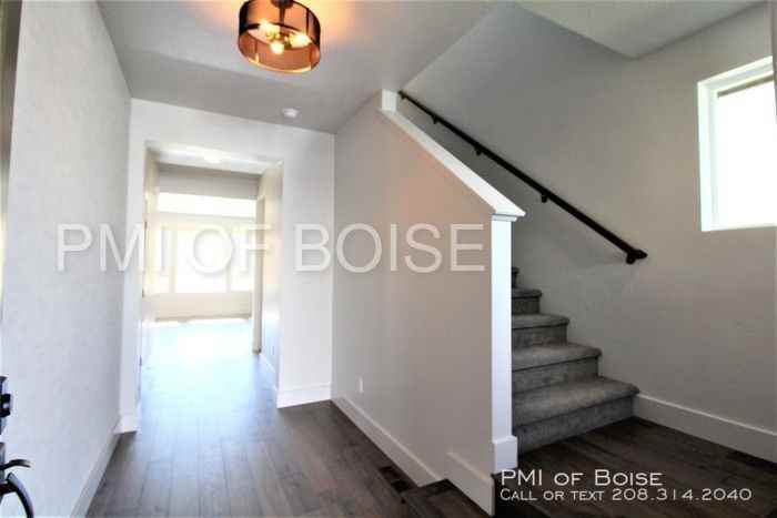 7111 East Ghost Bar Street - Photo 2 of 30