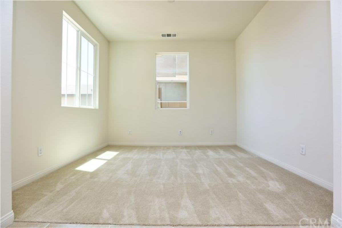 17068 Cerritos Pl - Photo 2 of 19