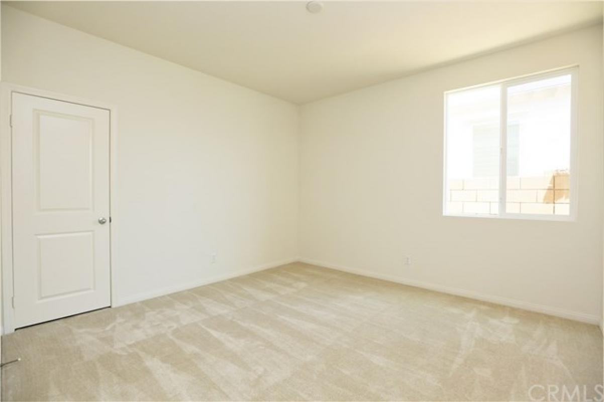 17068 Cerritos Pl - Photo 3 of 19