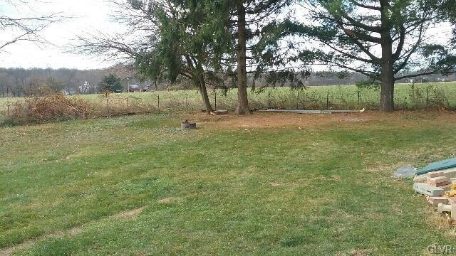 6294 Memorial Rd - Photo 3 of 8