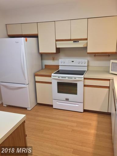 8911 Oakwood Way - Photo 3 of 21