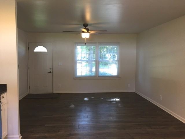 2 Sweetbriar Ct - Photo 2 of 13