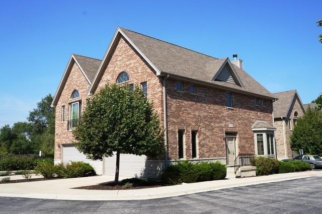 1524 Stonegate Manor #1524 - Photo 2 of 23