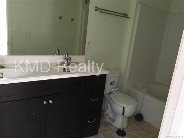 10895 Garden Oaks Ln - Photo 3 of 19
