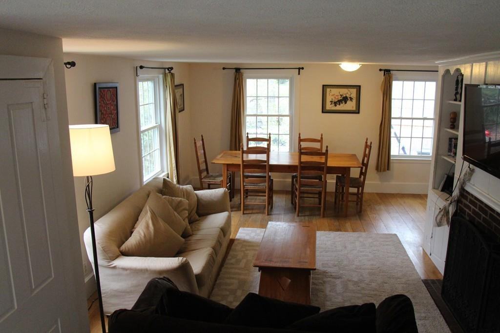 25 Wachusett Dr #1 - Photo 3 of 11