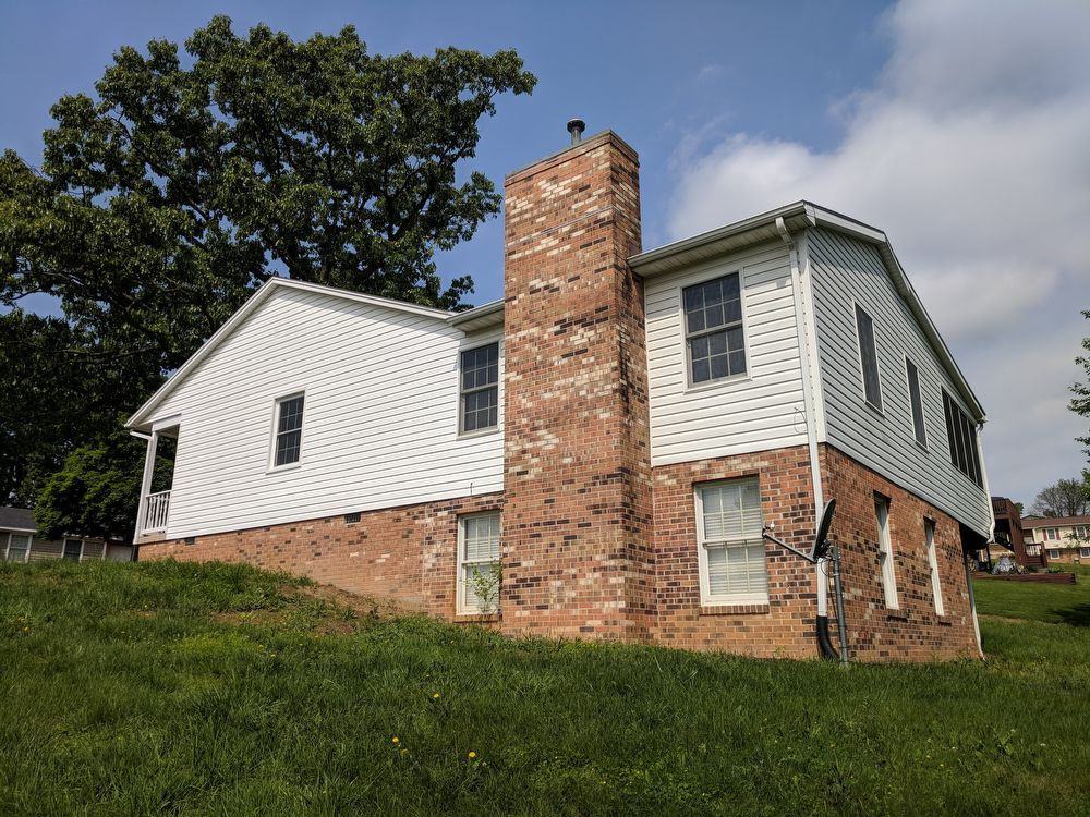 5530 Glade View Dr - Photo 2 of 10