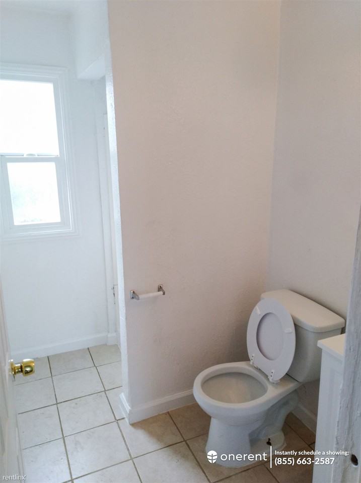 2693 79th Ave - Photo 2 of 6