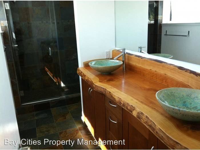 1520 Fairview St #B - Photo 3 of 6