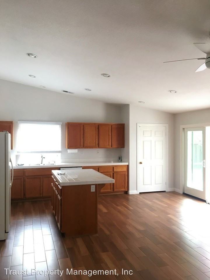 3326 Morning View Dr - Photo 3 of 22