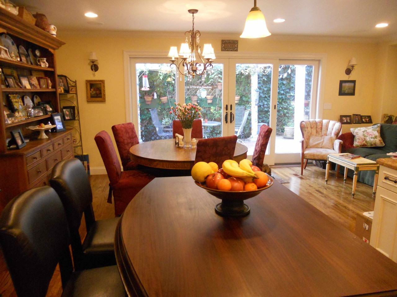 531 Lake Boulevard Furnished - Photo 2 of 12