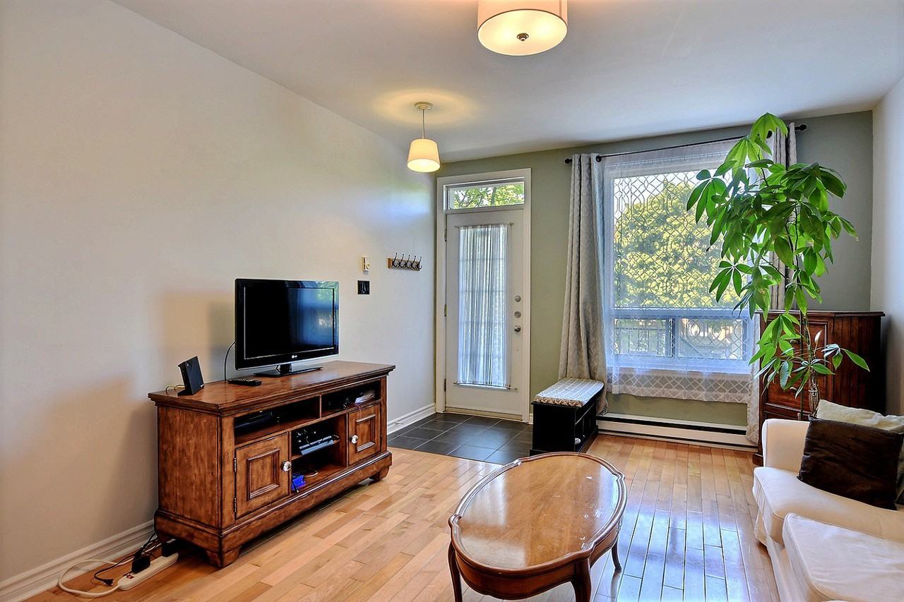 6572 Avenue Christophe-Colomb - Photo 3 of 20