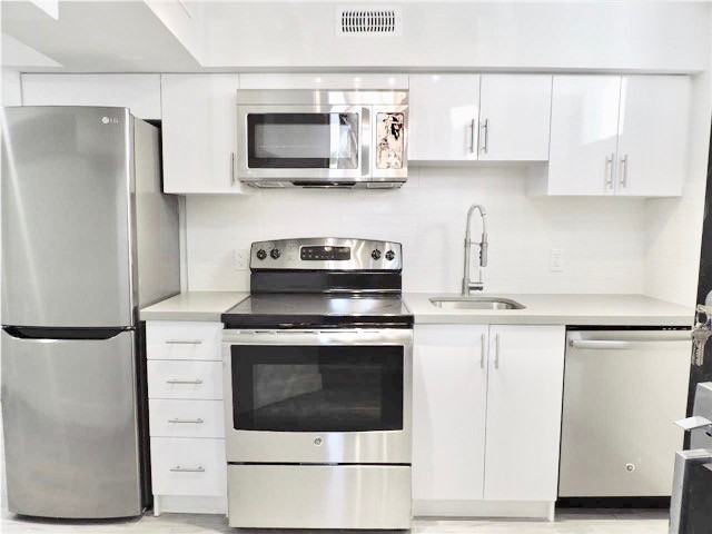 Symington Ave & Dupont St