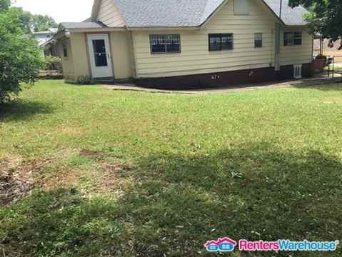 1317 11th St N - Photo 2 of 12