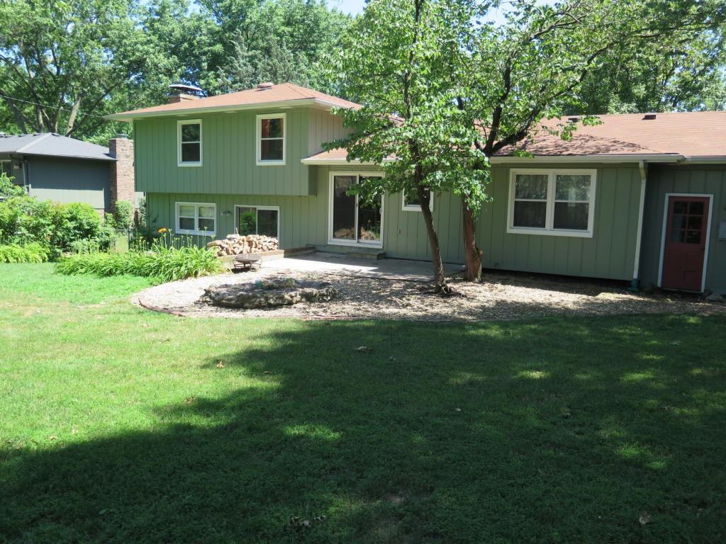 4105 S Wappel Dr - Photo 2 of 30