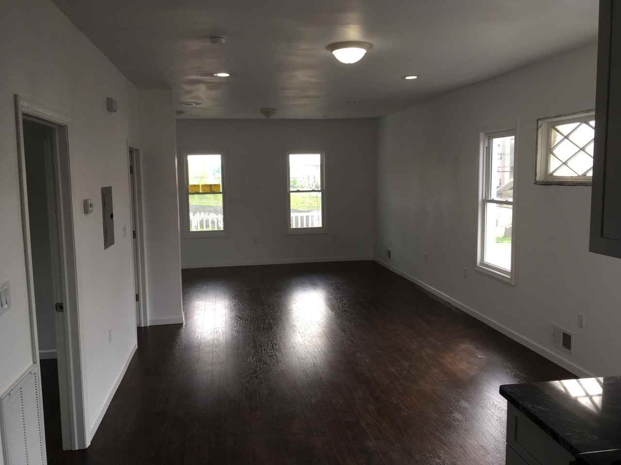 31 Passaic Ave - Photo 3 of 8