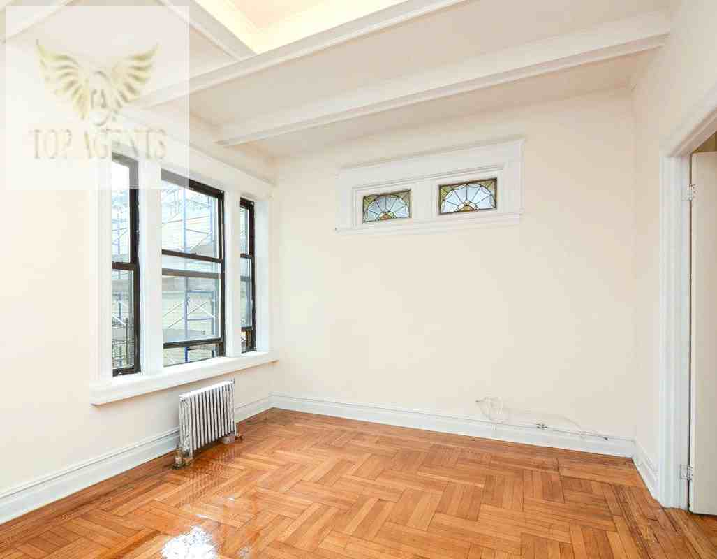 Lenox Rd & Bedford Ave - Photo 2 of 4