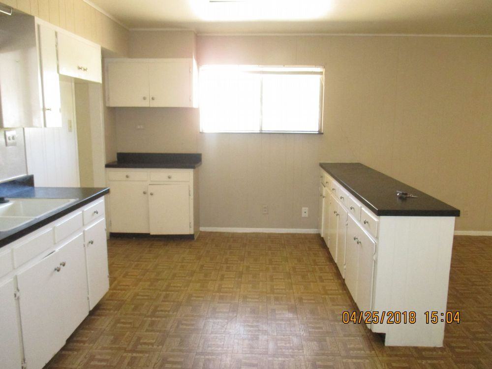 4308 Santa Rita St - Photo 3 of 19