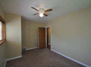 148 6th Avenue South - Photo 3 of 9