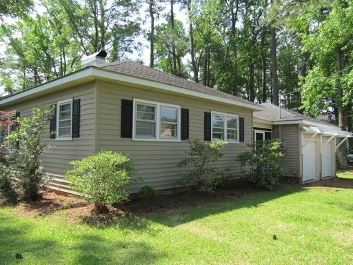 601 Bank St - Photo 2 of 10