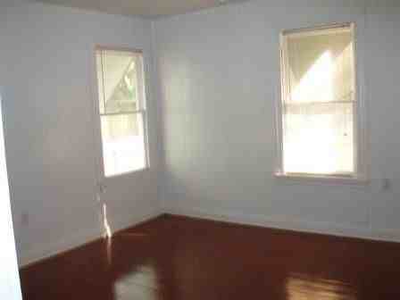 1303 E 25th St - Photo 3 of 6