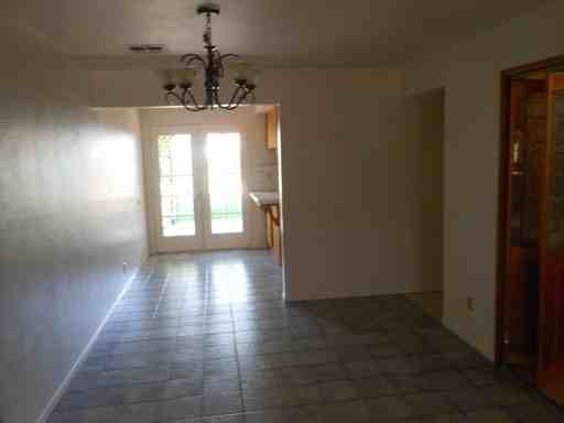 4815 W Avenue L 8 - Photo 3 of 7