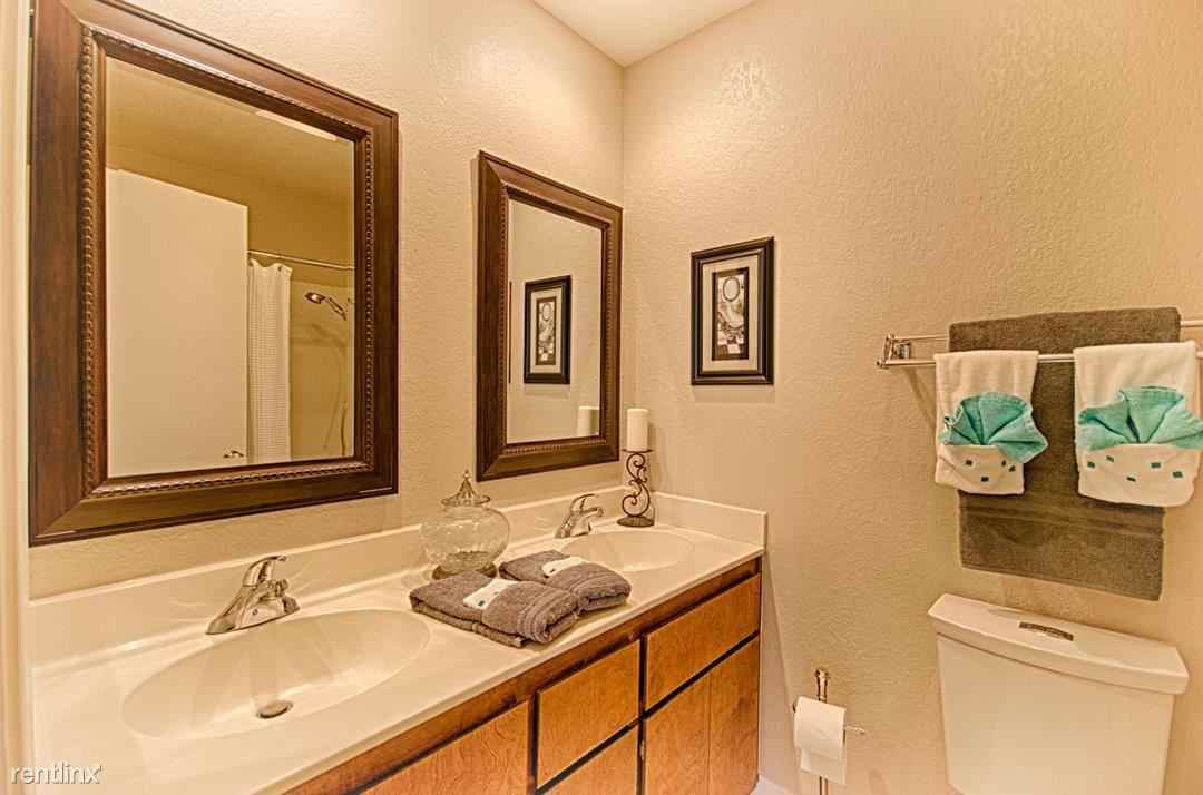 856 La Barbera Dr - Photo 3 of 12