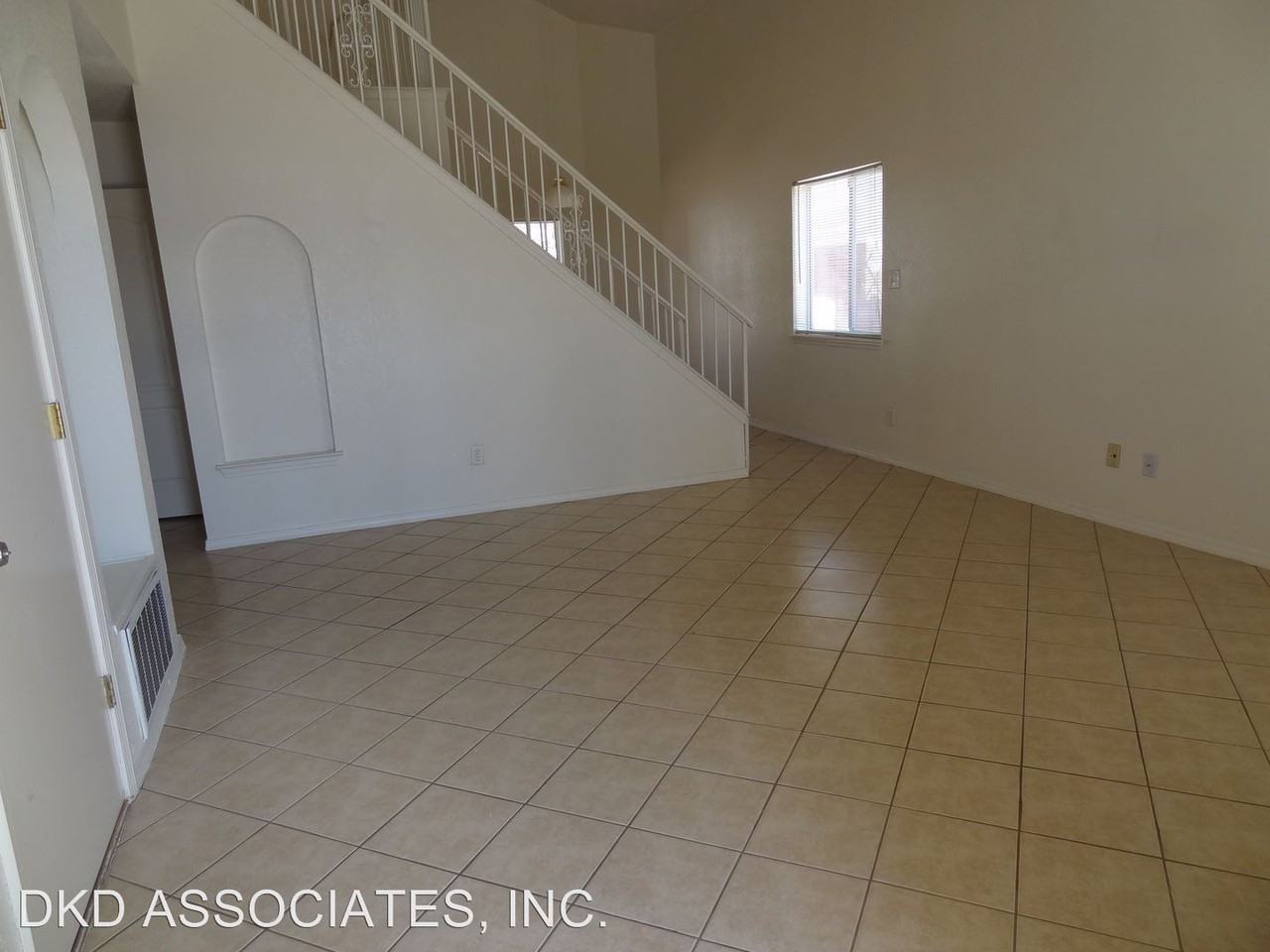 12527 Flora Alba Dr - Photo 3 of 25