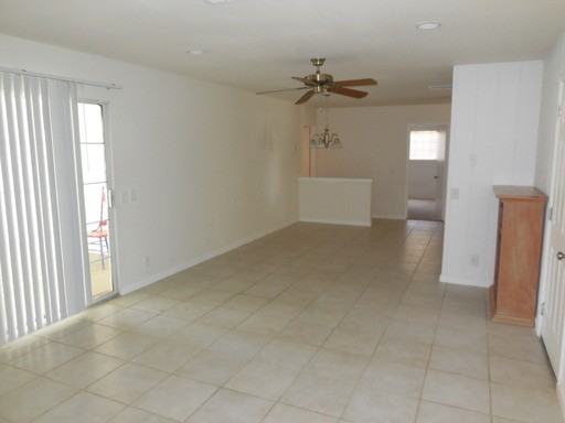 44533 Hanstead Ave - Photo 3 of 11