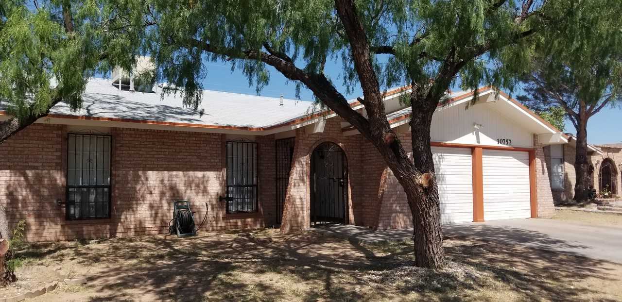 10757 Fort Worth St - Photo 3 of 25