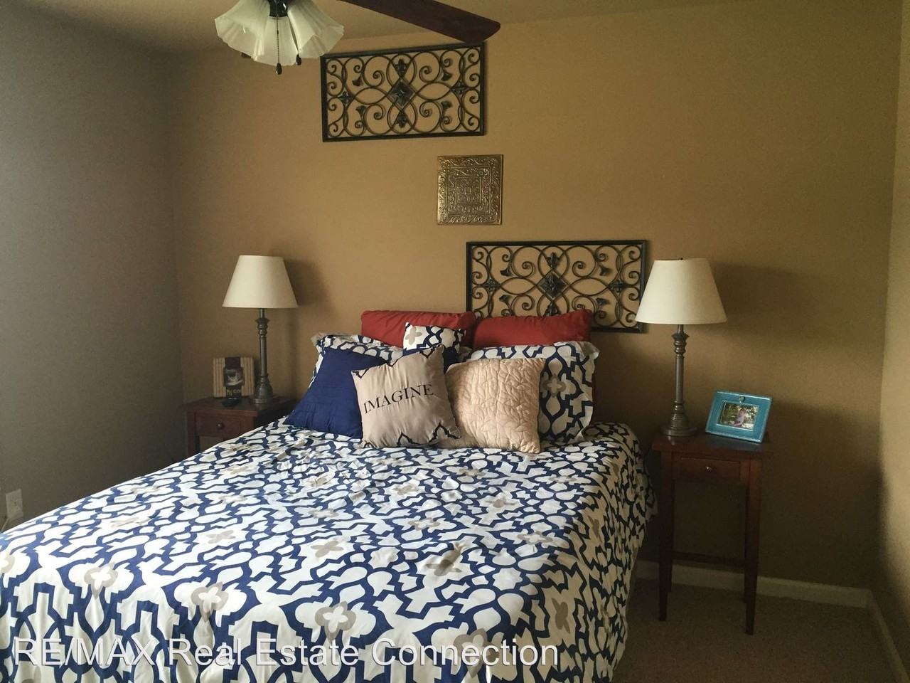 171 Lariat Dr - Photo 2 of 12