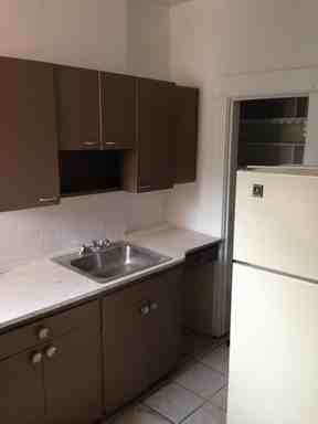 533 E 6th Ave - Photo 3 of 7