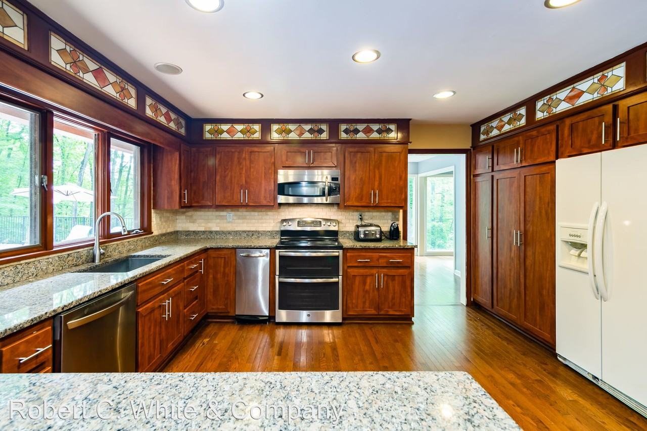 7 Redberry Ln - Photo 3 of 39