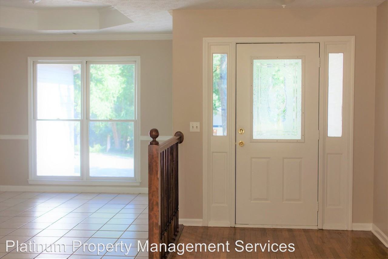 3570 Foxworth Trail - Photo 3 of 28