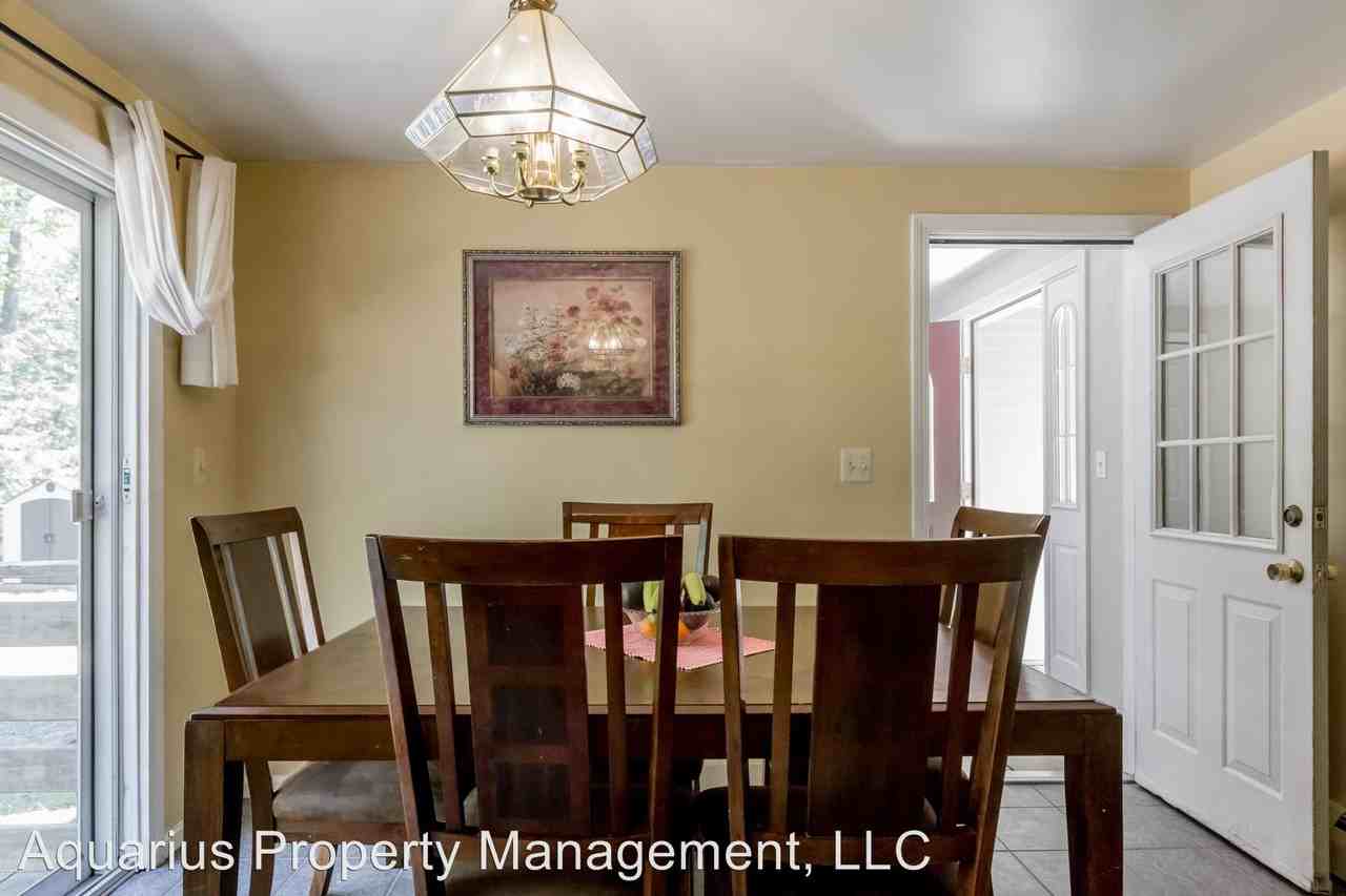 15 Laurel Pines Dr - Photo 3 of 50