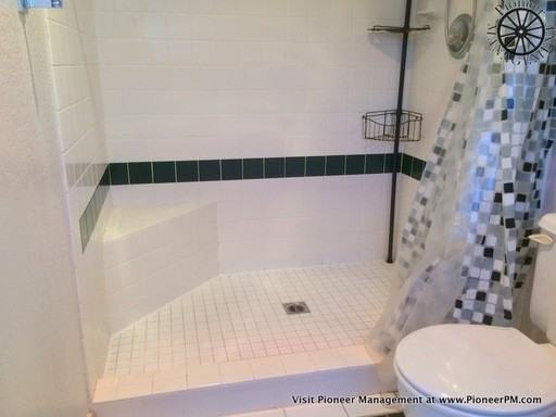 3034 NE Porter St - Photo 2 of 26