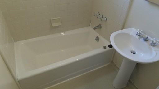 5555 Kinston Ave - Photo 3 of 9