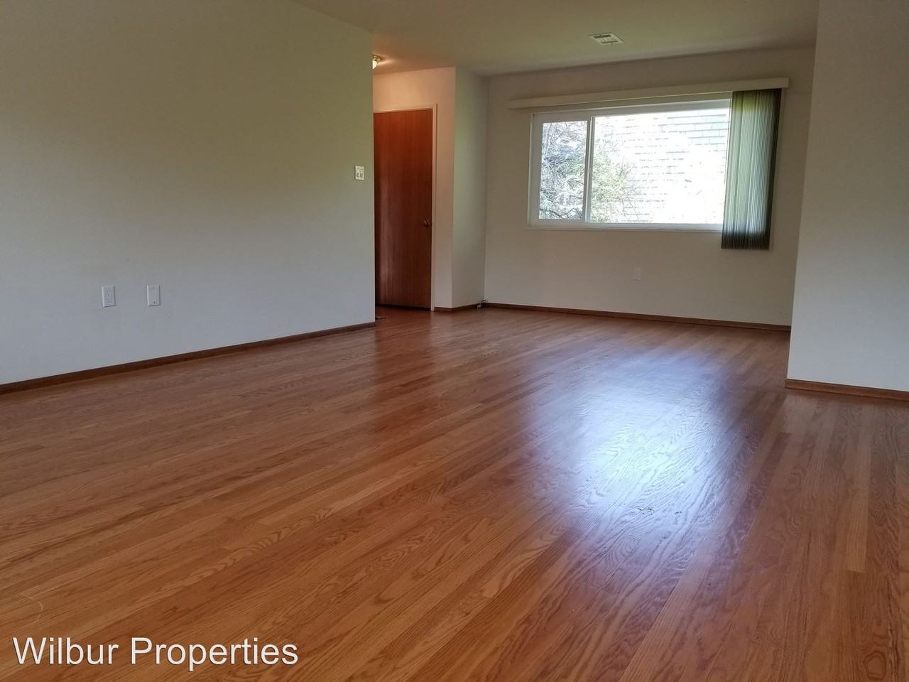 2164 Ash St - Photo 3 of 9